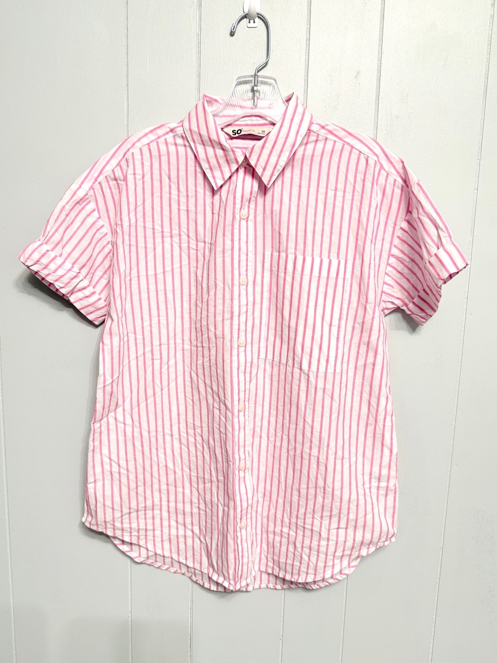 #19)  SO Pink & White Vertical Stripe Short-Sleeve Button-Up Shirt